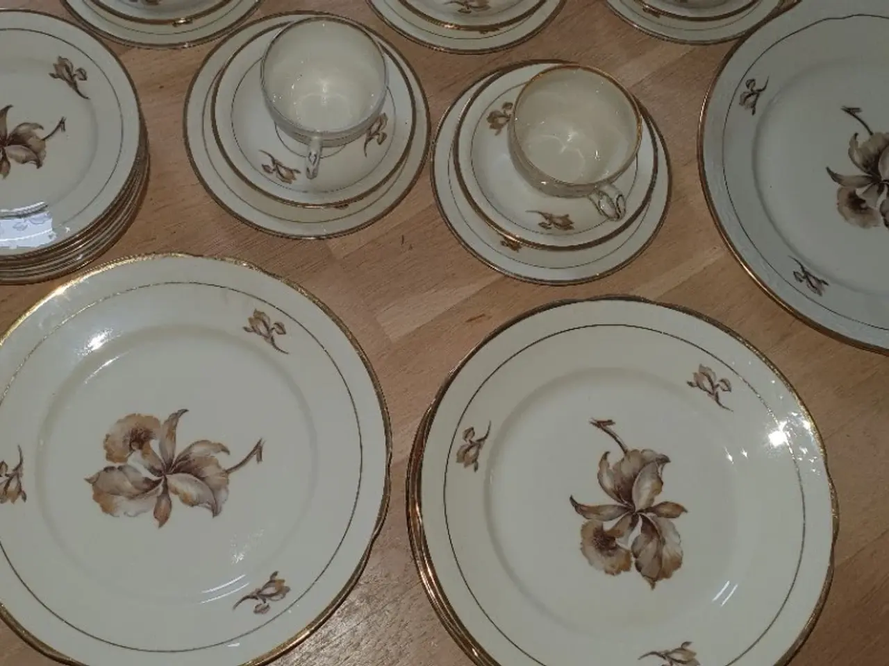 Billede 3 - Porcelæn service	