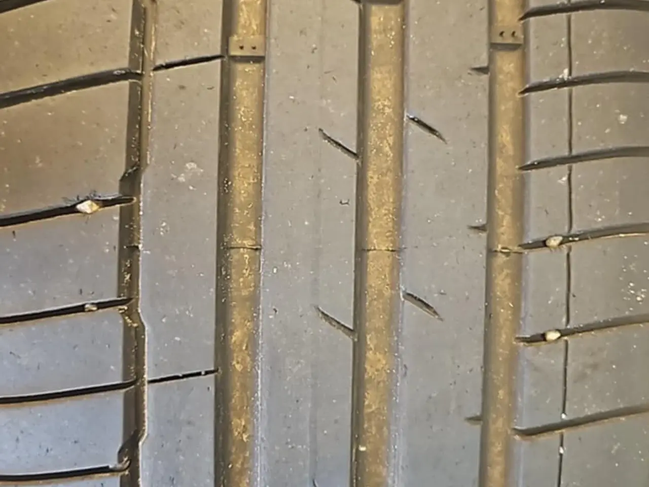 Billede 5 - Enyaq fælge - nærmest nye. Kørt 300 km i alt