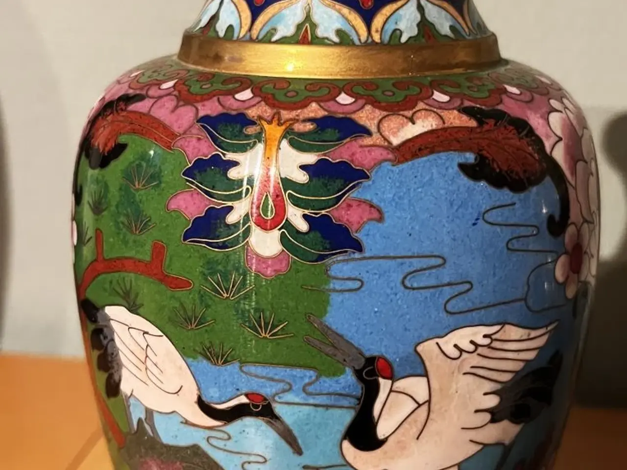 Billede 2 - Kina Cloisonne . vaser m. tranemotiver"langt liv "