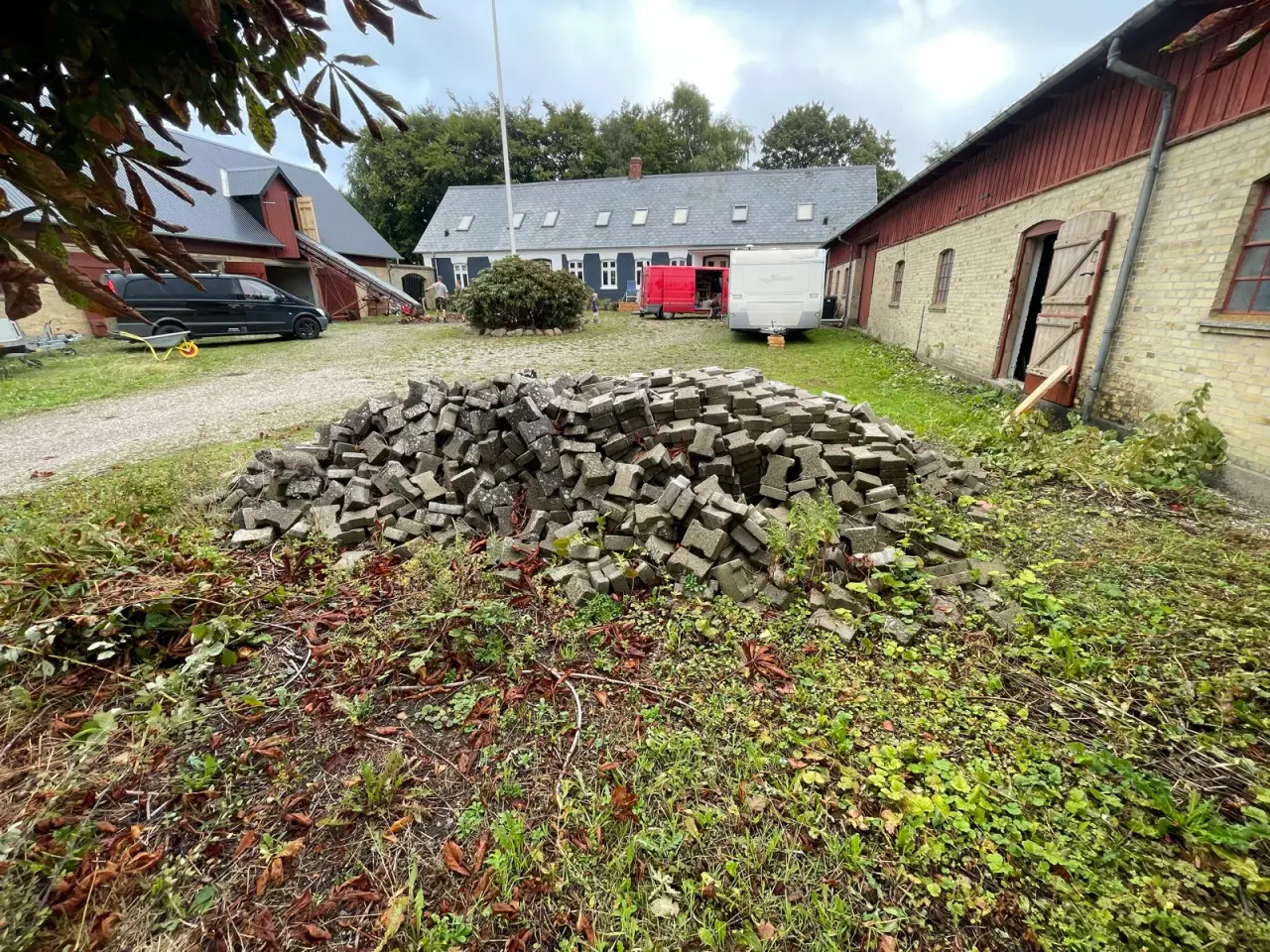 Billede 1 - Gratis fliser til afhentning