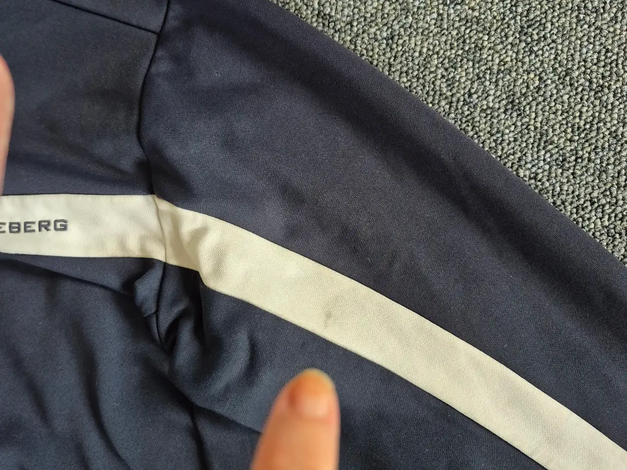 Billede 5 - Zip bluse str L J.Lindberg