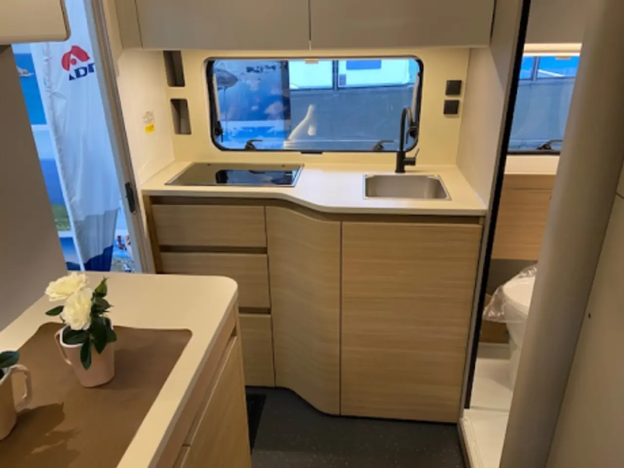 Billede 7 - Adria Action 391 LH Classic