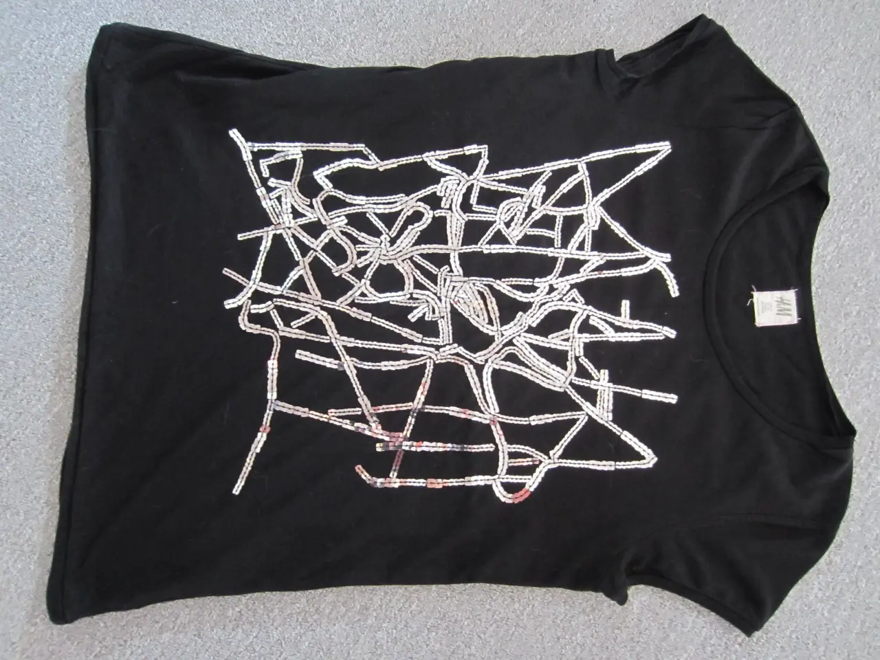 Billede 1 - Smart sort bluse i str. 170 fra H&M