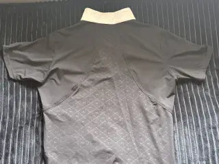 Stævnebluse Kingsland sælges