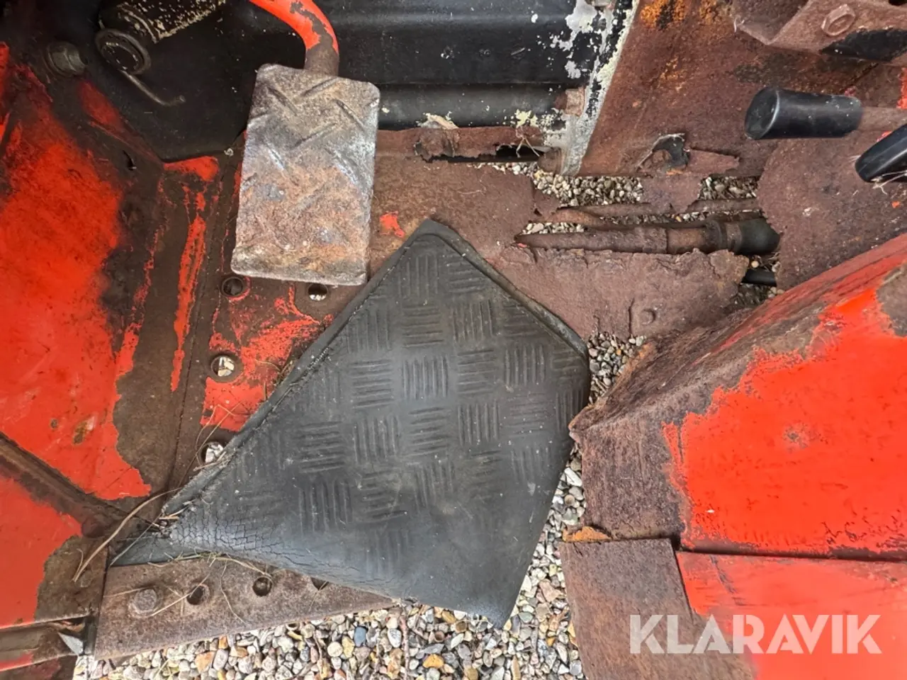 Billede 11 - Traktor Gutbrod 4200 med Slagleklipper