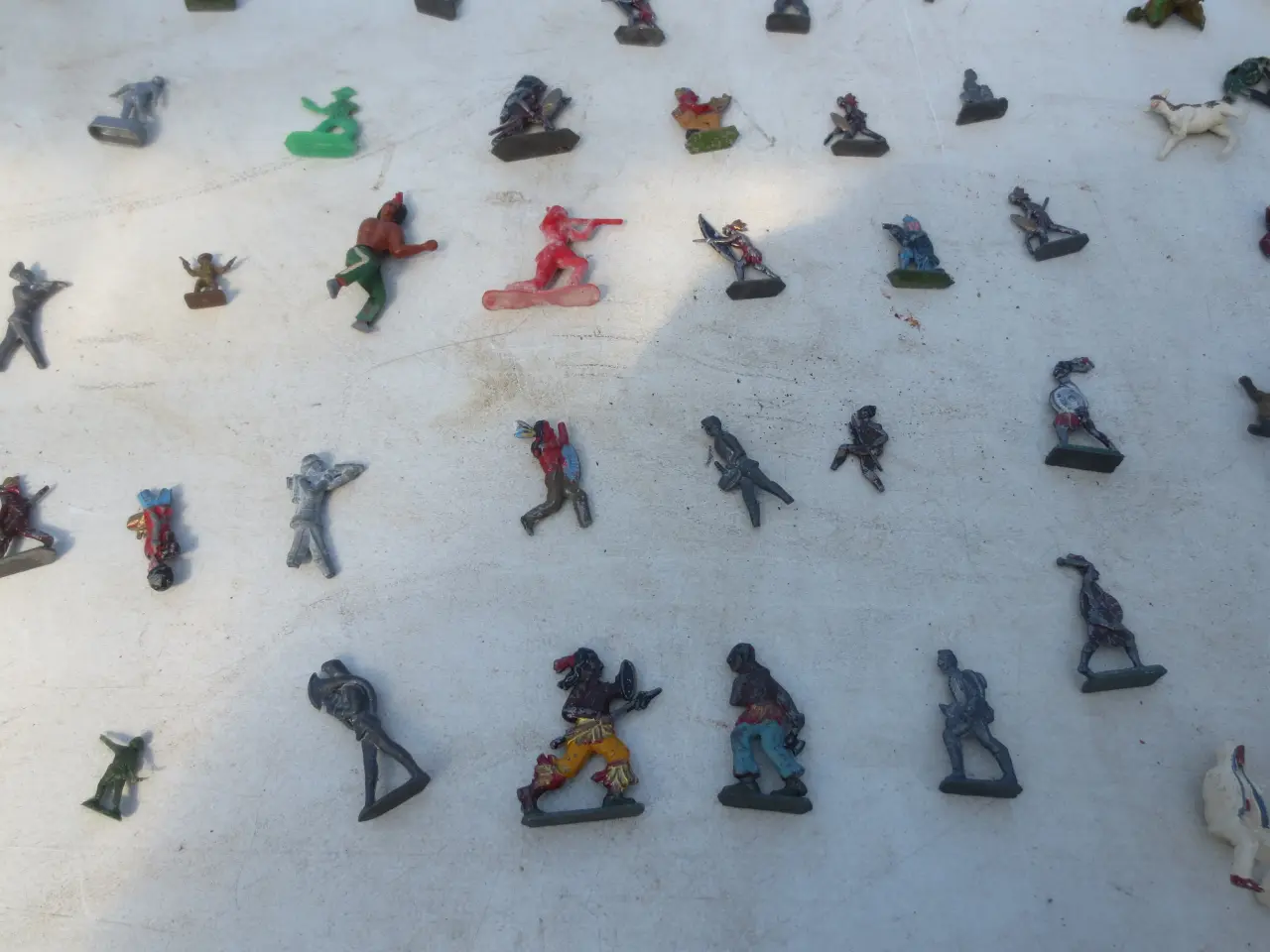 Billede 3 - 93 stk Figurer og Dyr