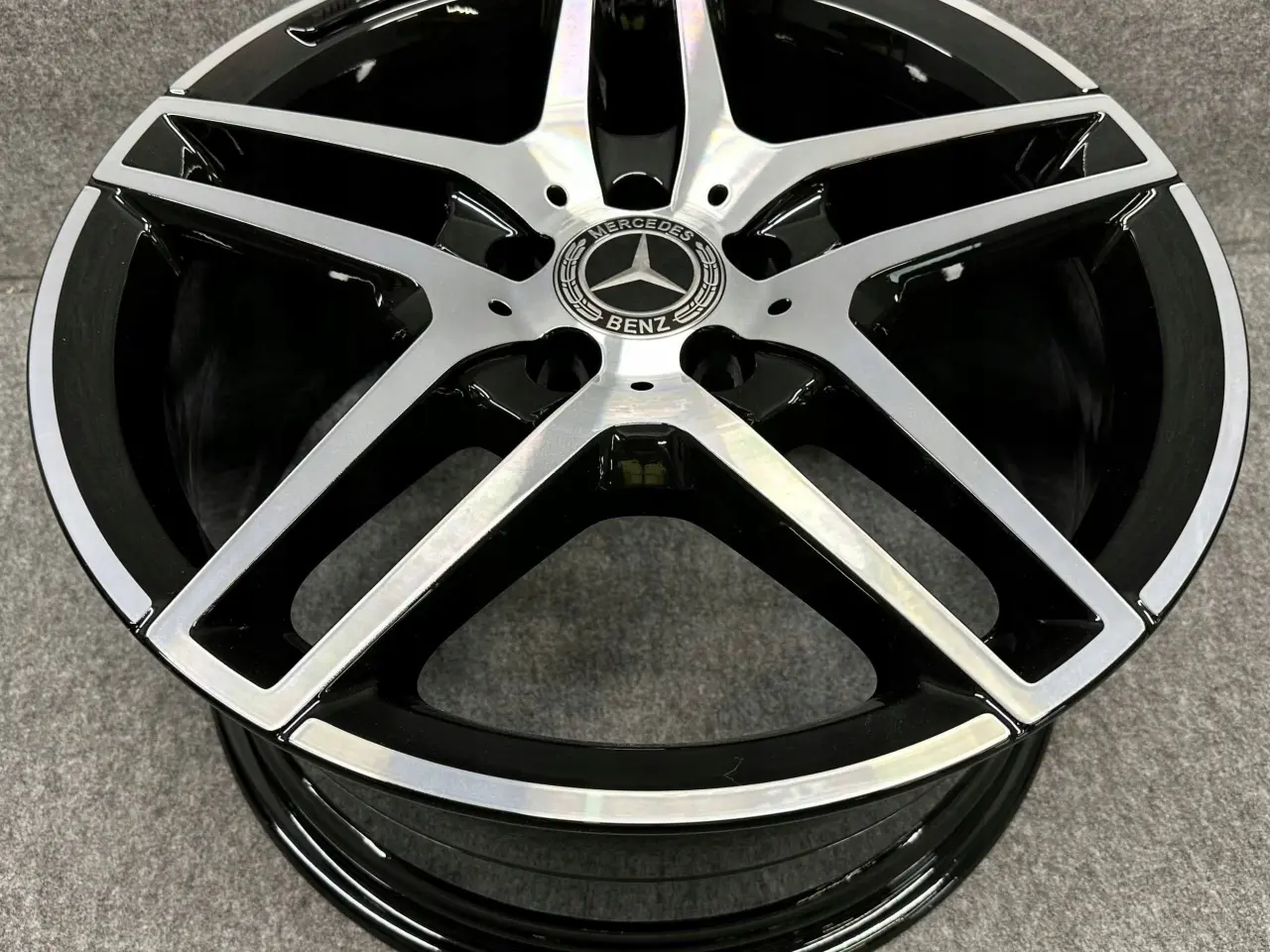 Billede 1 - ALUFÆLGE MERCEDES E KLASSE 212 AMG W212 A212 S212 