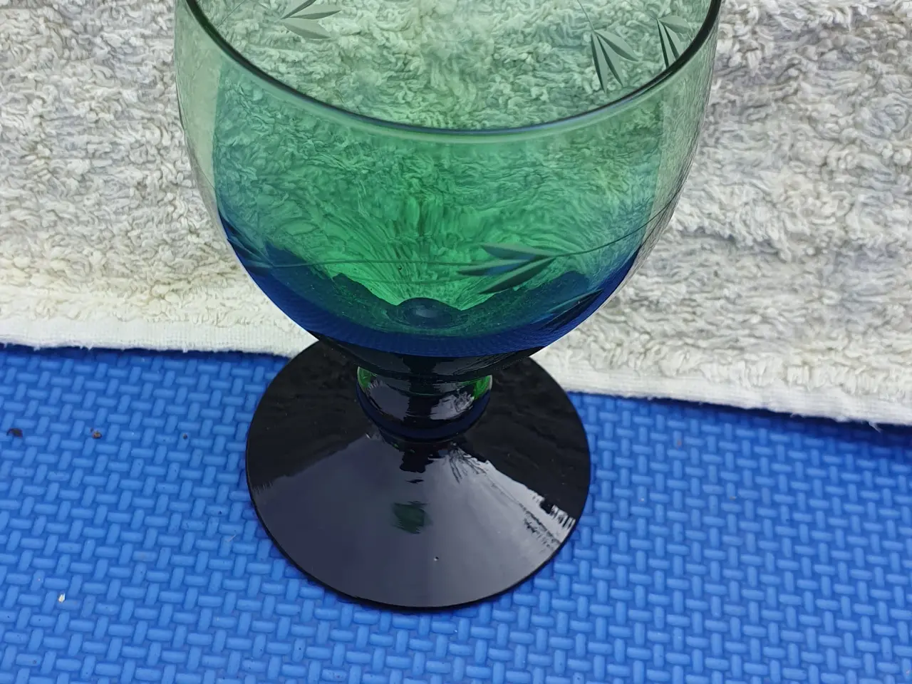 Billede 2 - Grønt ranke glas