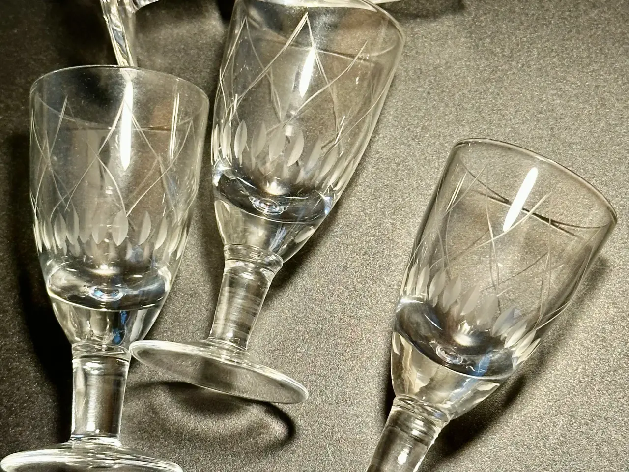 Billede 4 - 9 vintage BELLONA snapseglas i flot stand sælges