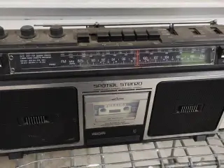 phillips transistor radio