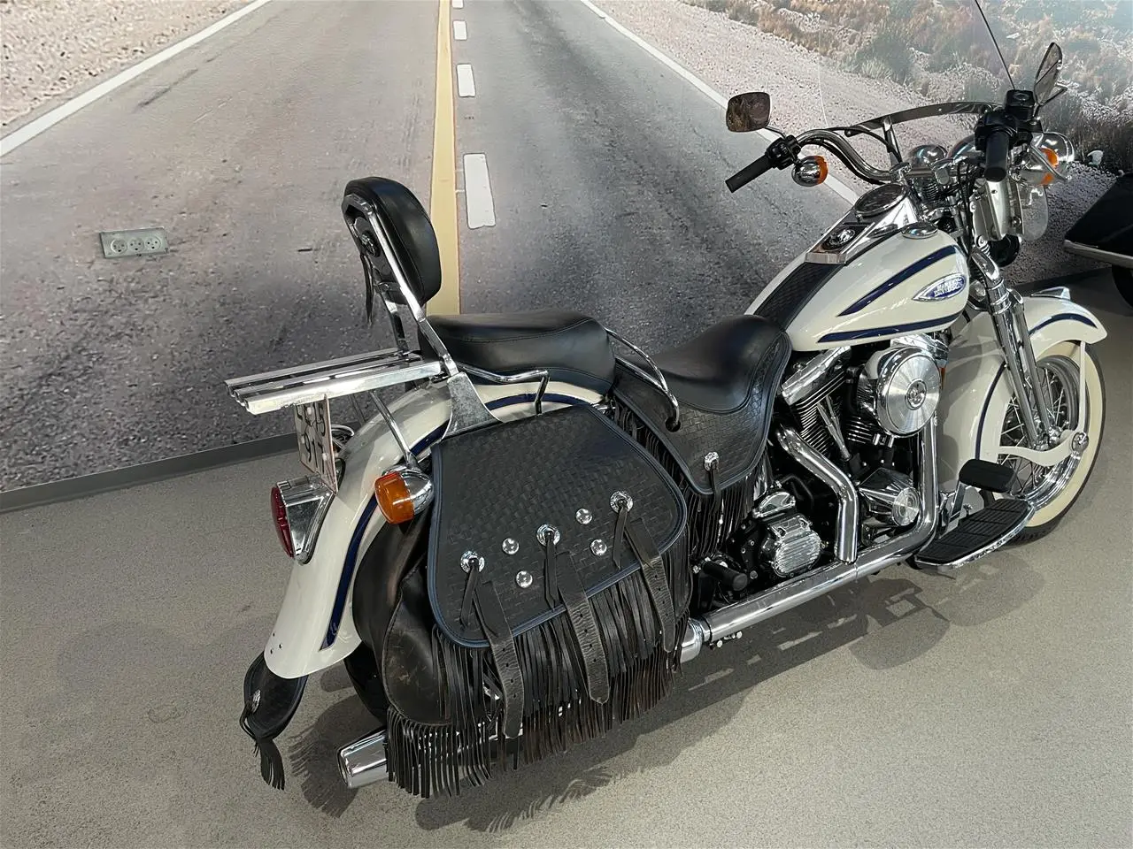 Billede 3 - Harley-Davidson FLSTS Heritage Springer Evo