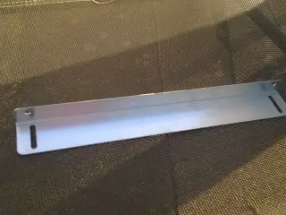 Vinkelbeslag (Elgalvaniseret)250x30x17x1mm