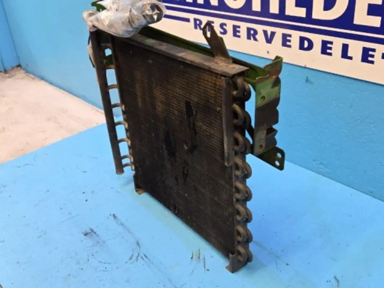 Billede 12 - John Deere 6300 Oliekøler AL119566