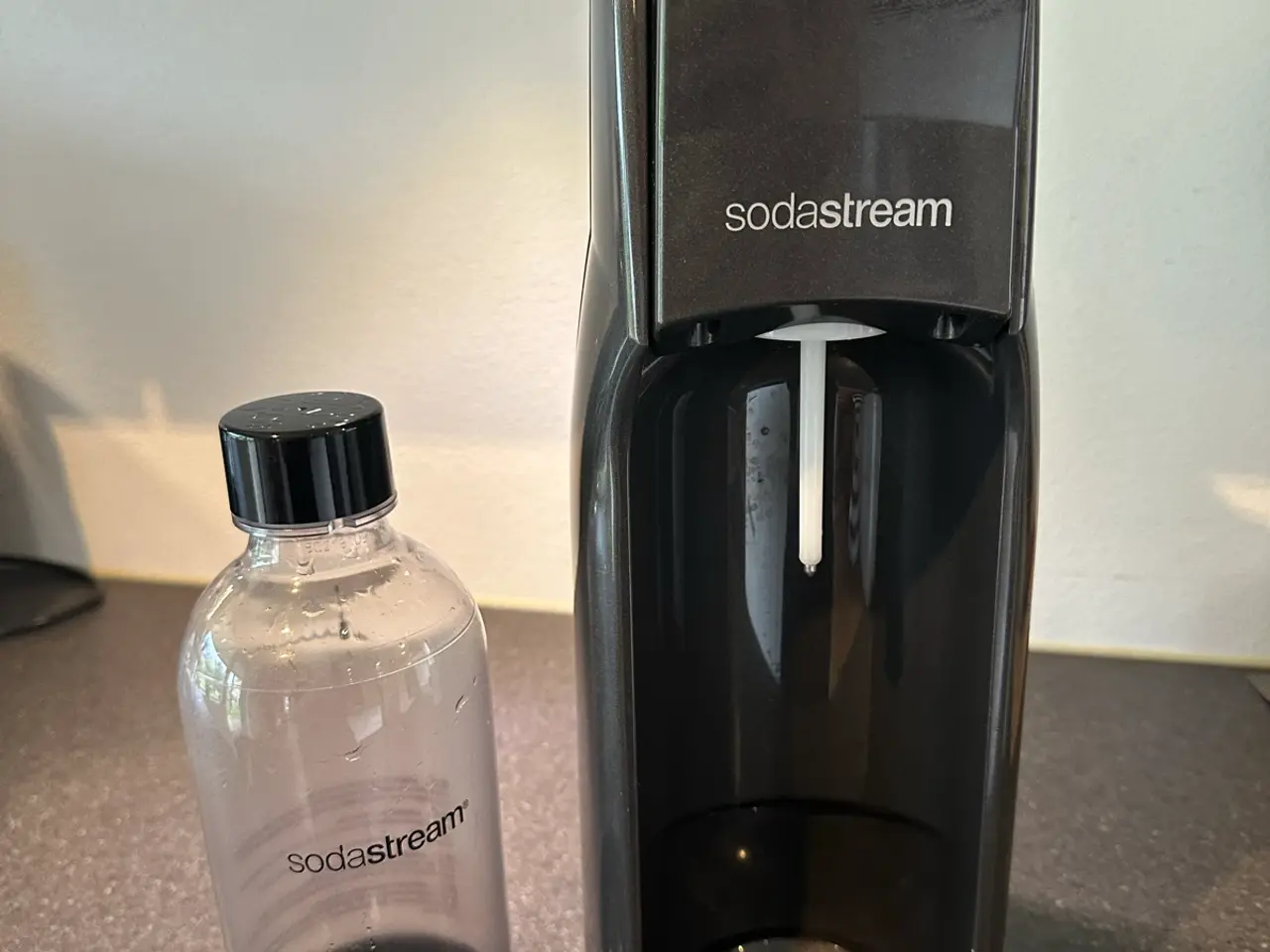 Billede 1 - Sodastream incl flaske