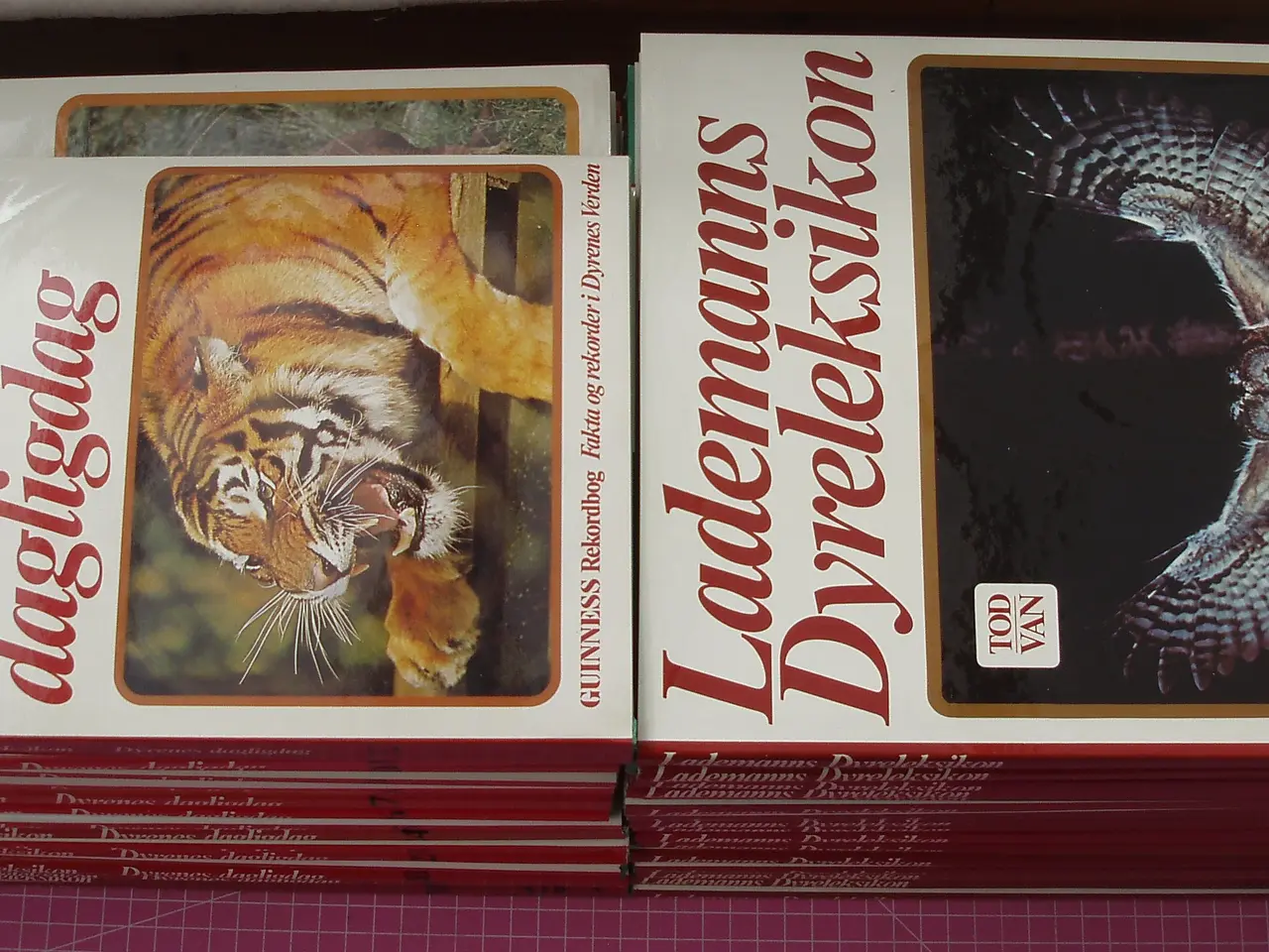 Billede 2 - Lademanns Dyreleksikon 1-32 komplet