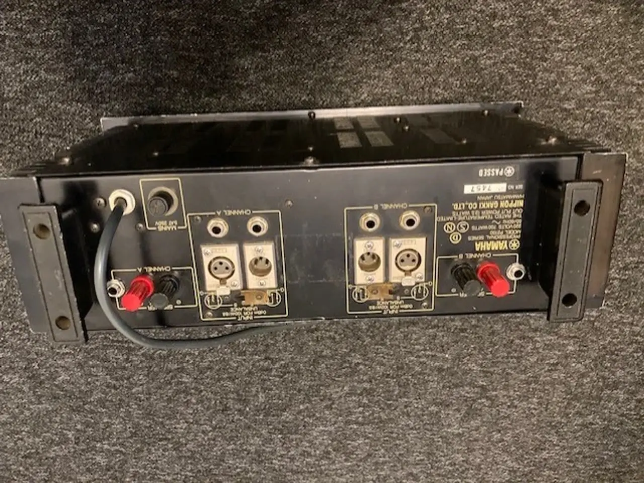Billede 2 - Effektforstærker - Yamaha - P2100