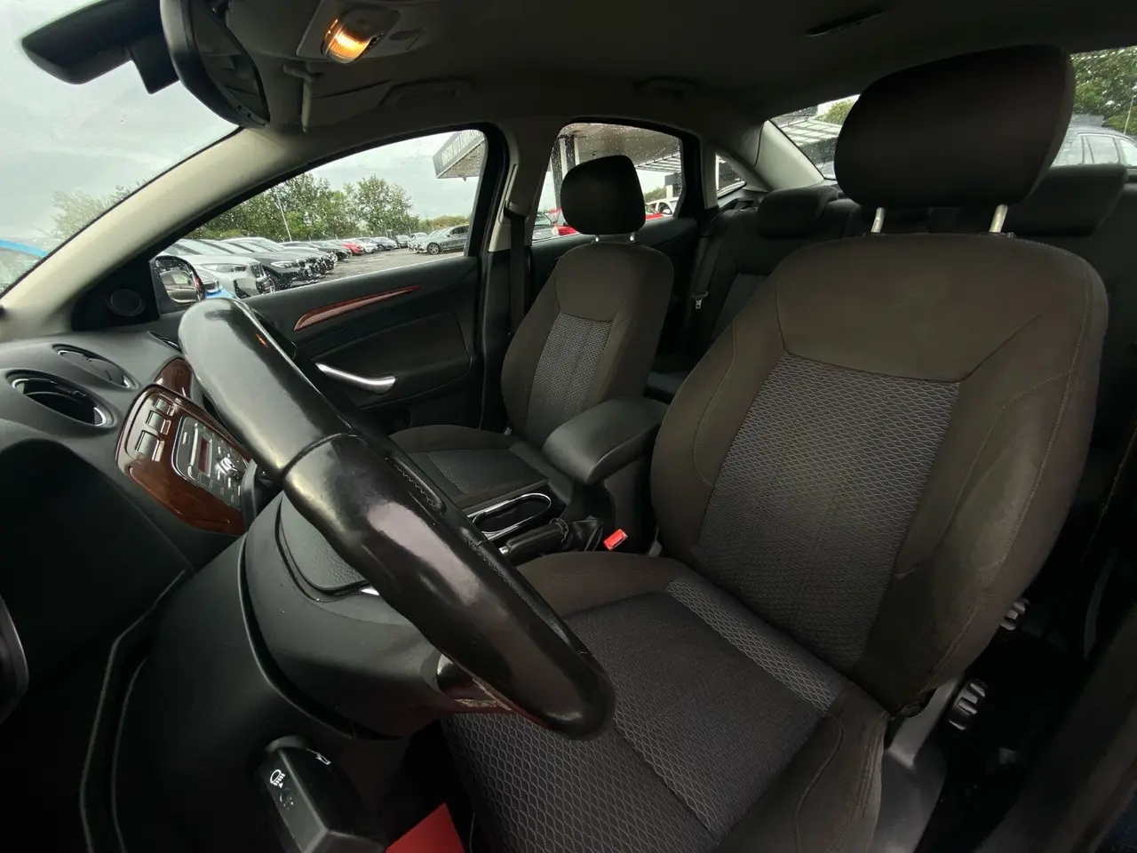 Billede 10 - Ford Mondeo 2,0 Ghia 145HK