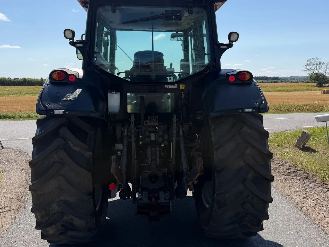 Billede 6 - Valtra T153 HiTech Fin brugt traktor, med Frontlift og Front PTO