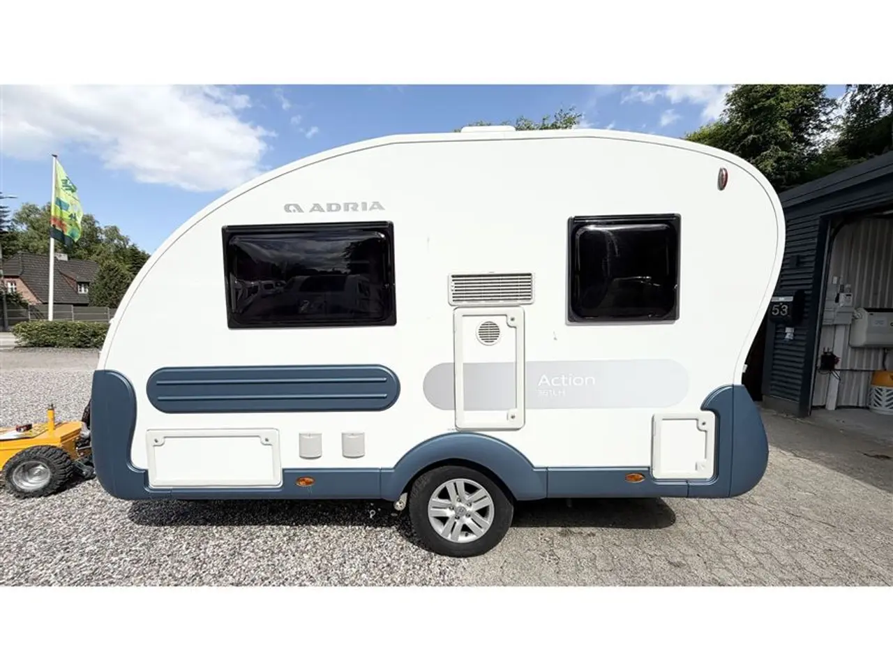 Billede 5 - 2018 - Adria Action 361 LH   Enkeltsenge-Mover-Telt