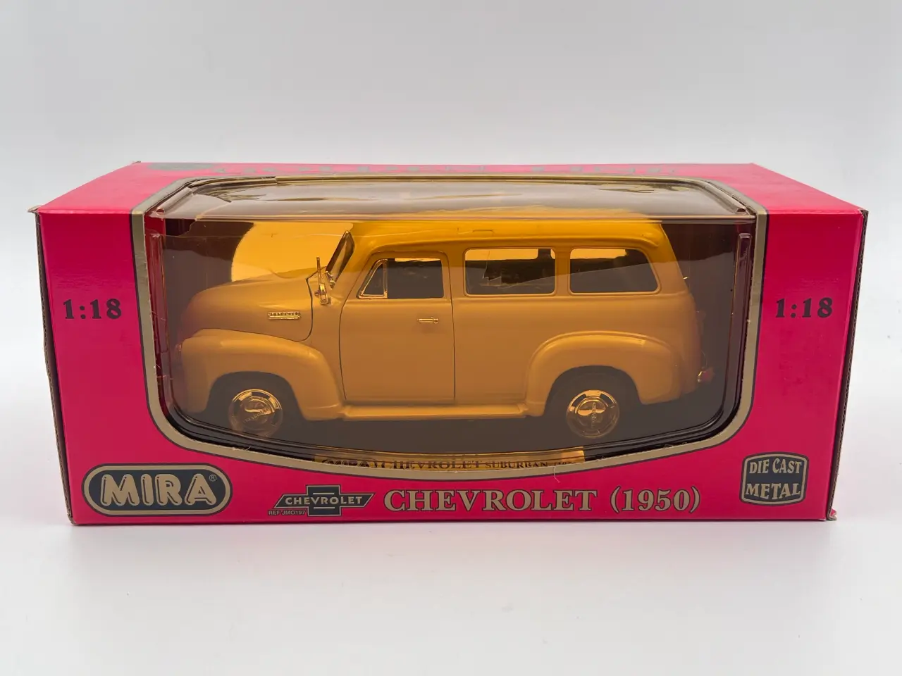 Billede 8 - 1950 Chevrolet Suburban 1:18  Flot og detaljeret