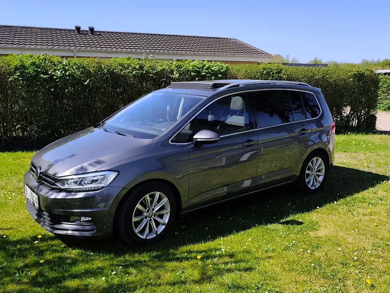 Billede 2 - VW TOURAN 190 HK. LUXUS MODEL