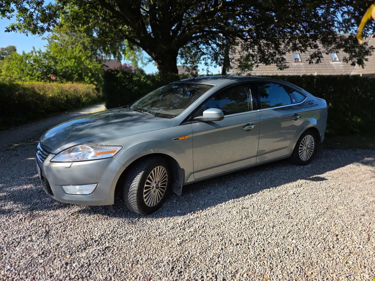 Billede 2 - Ford Mondeo Ghia 2.0 benzin