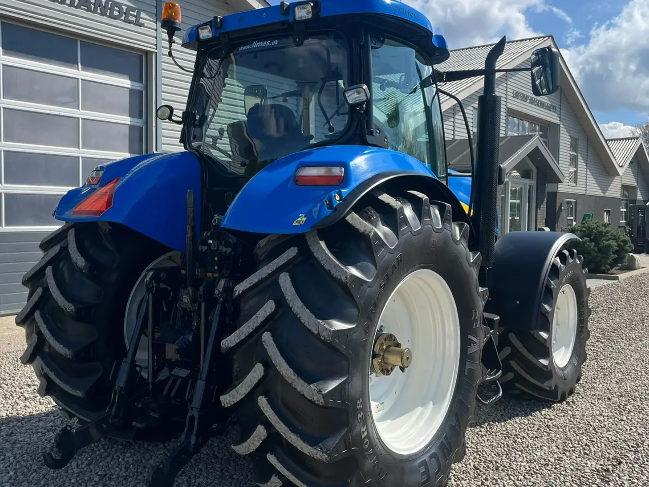 Billede 15 - New Holland T7030 Med frontlift
