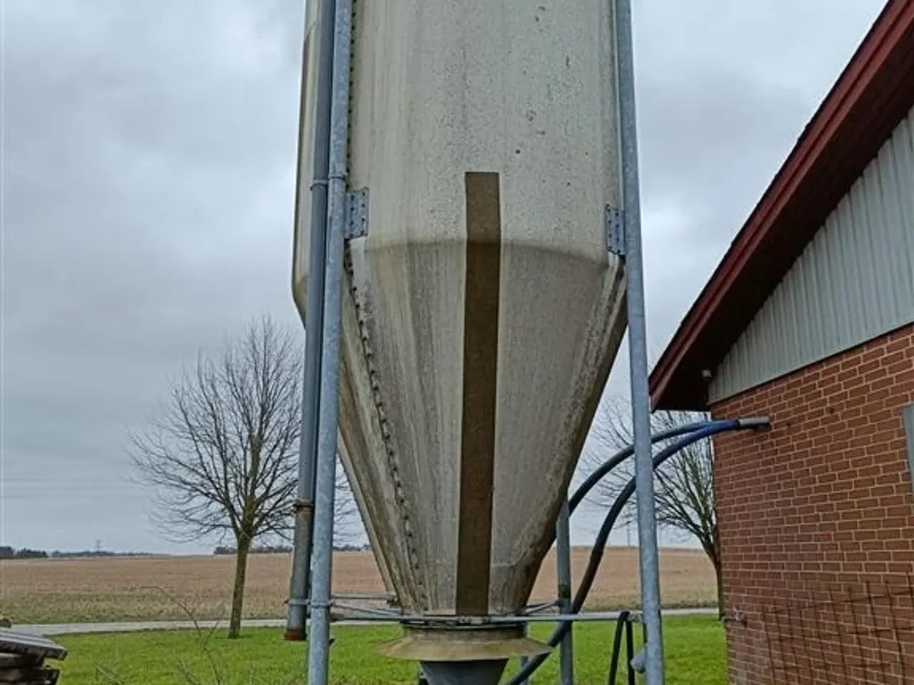 Billede 1 - Skiold MC 20 glasfiber silo, 1 stk.