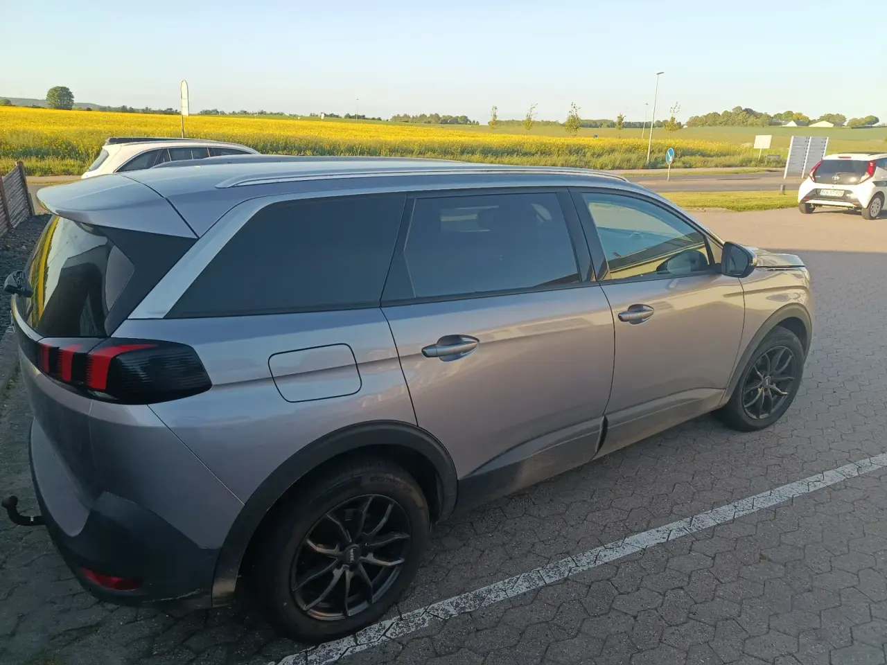 Billede 4 - Peugeot 5008 1,5 BlueHDi 130 Allure 7prs