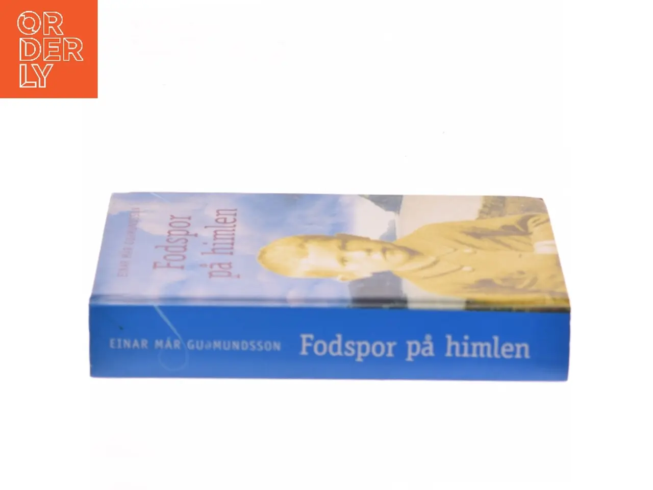 Billede 2 - Fodspor på himlen : roman (Samlet udgave) af Einar Már Guðmundsson (Bog)