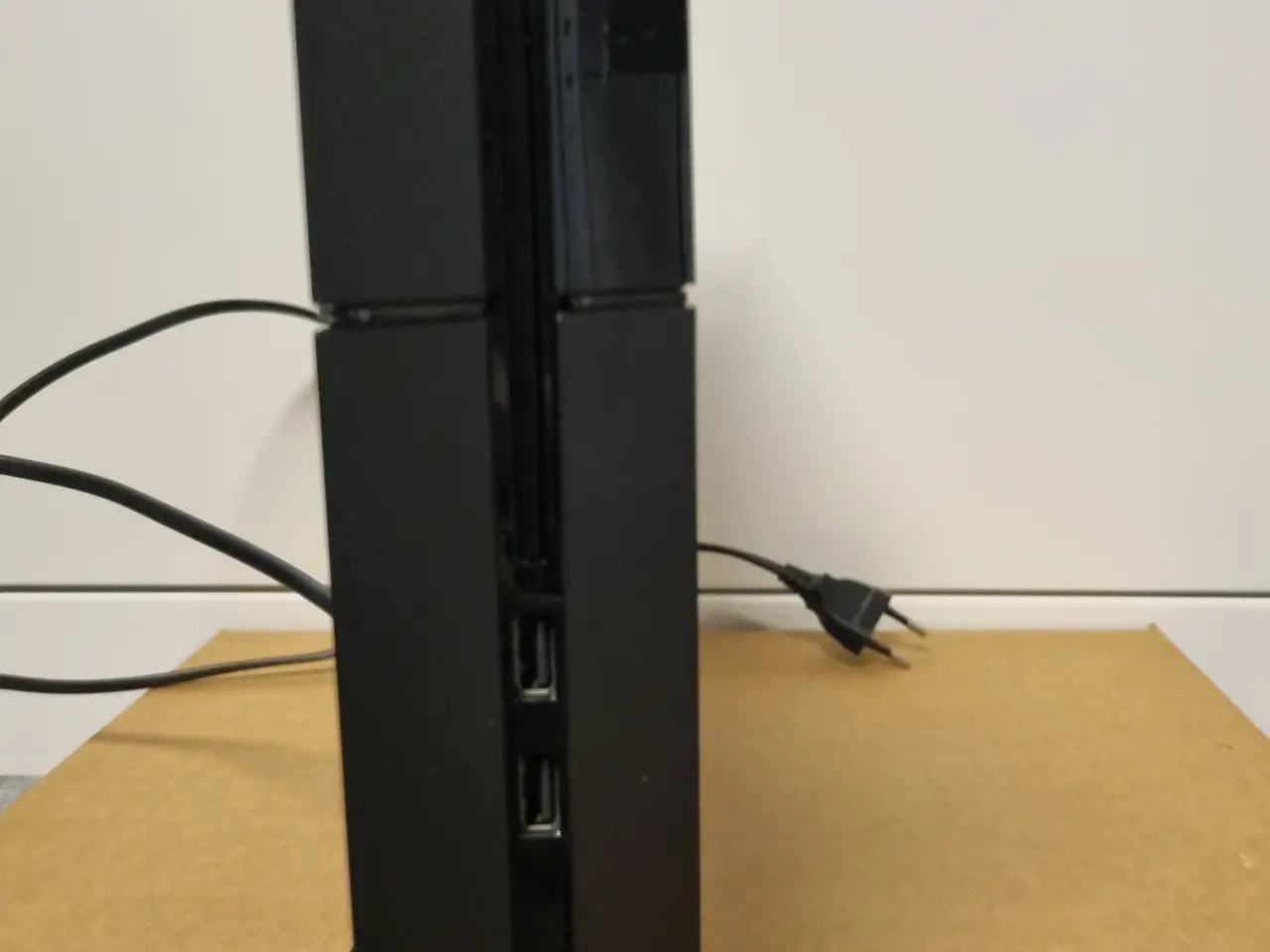 Billede 3 - Sony Playstation 4 konsol sort med DualShock 4 con