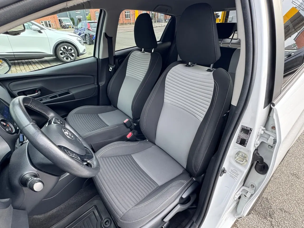 Billede 11 - Toyota Yaris 1,5 Hybrid H3 Limited e-CVT