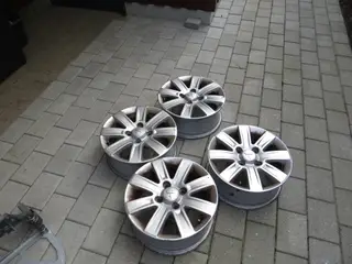 Alufælge til Mitsubishi colt.