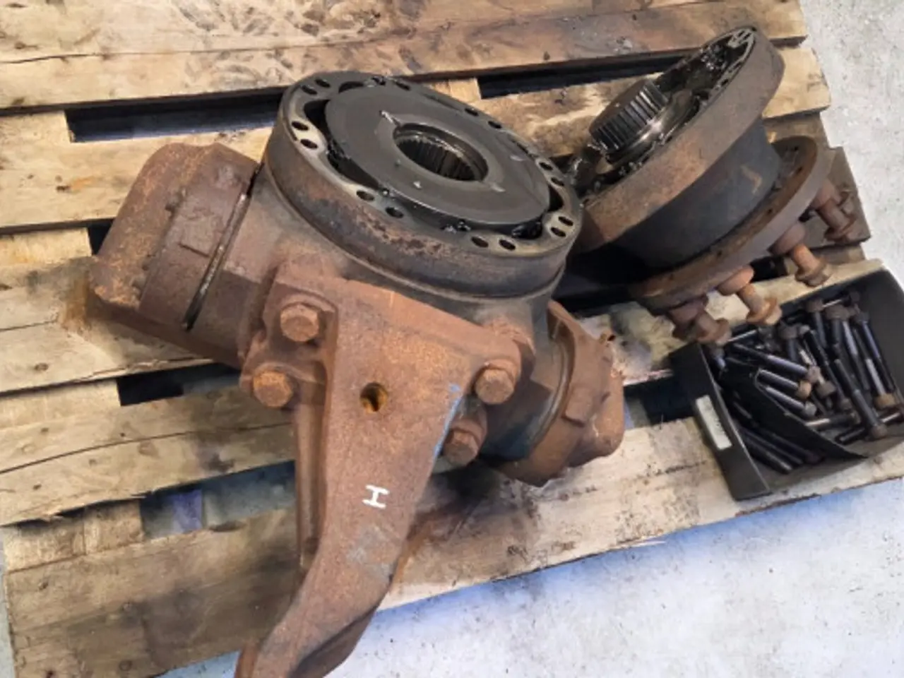 Billede 15 - New Holland CR9.90 Spindel R. 87281653