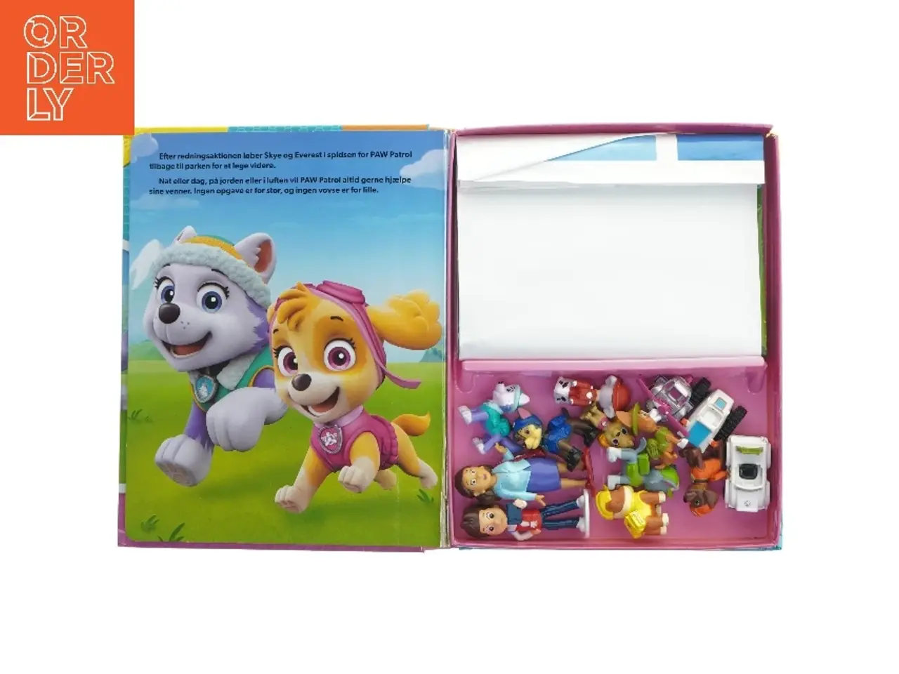 Billede 2 - Paw Patrol legebog med figurer fra Nickelodeon (str. 25,5x20 cm)