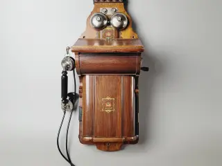 ⭐️· Gammelt og velbevaret telefon fra Jydsk Telefo