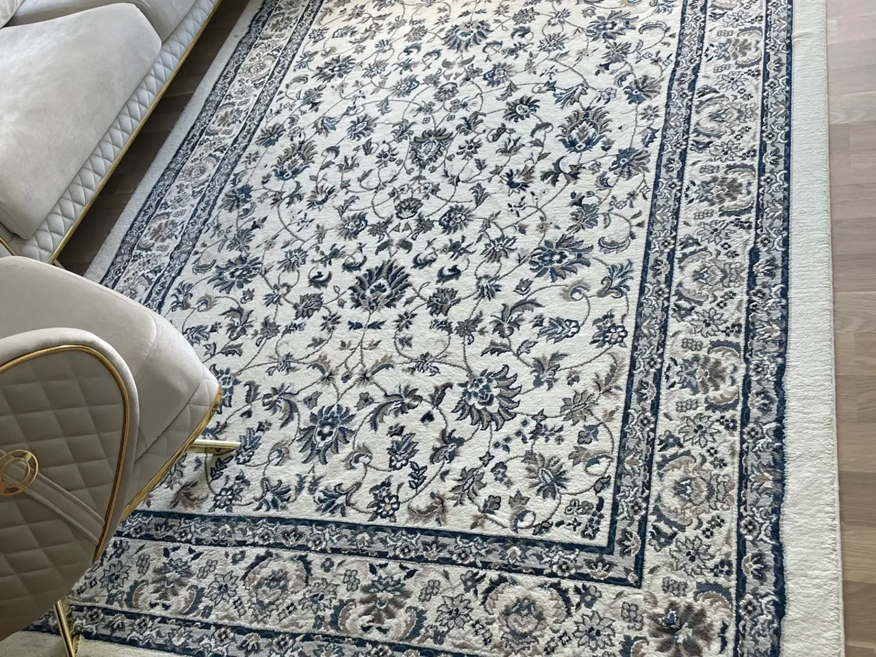 Billede 4 - Flot tæppe 2 x 3 m sælges