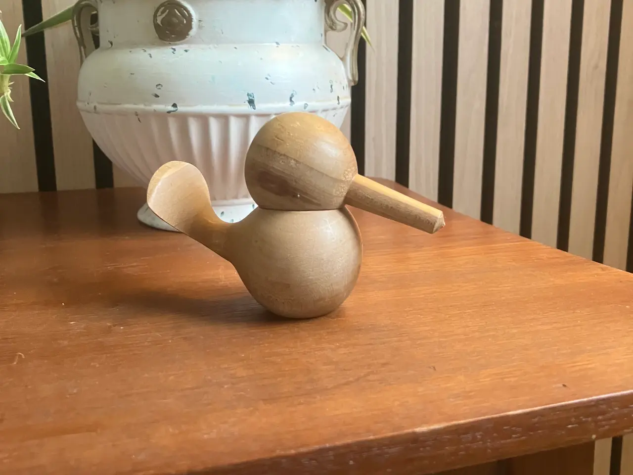Billede 1 - Træfigur formet som en fugl