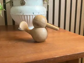 Træfigur formet som en fugl