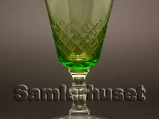 Eaton Hvidvinsglas, grøn. H:128 mm.
