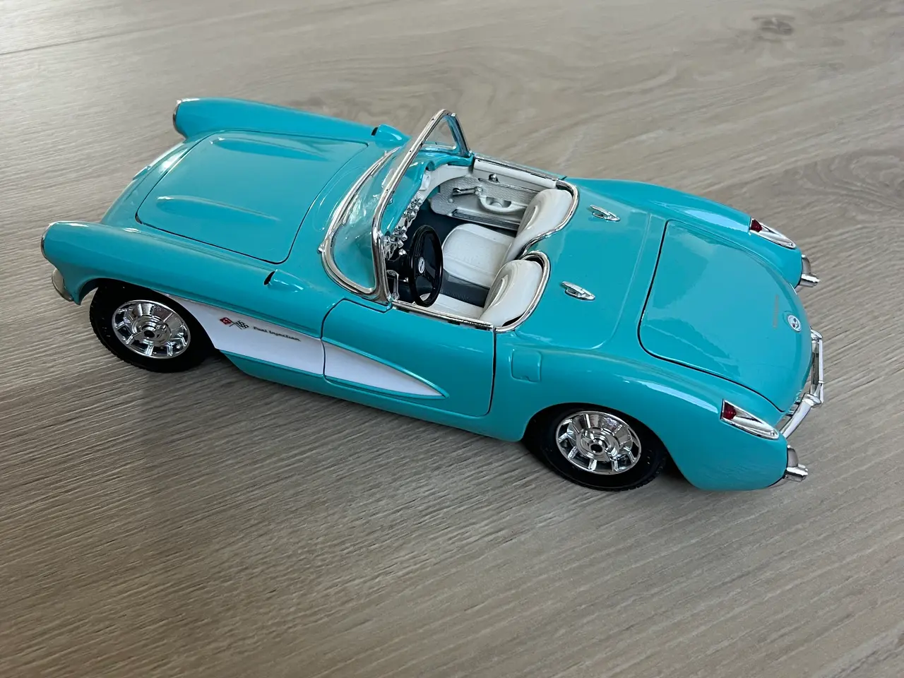 Billede 1 - Chevrolet Corvette 1957 skala 1:18