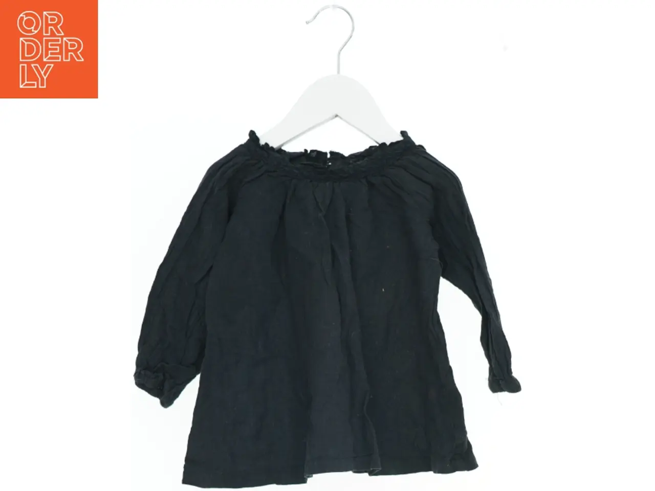 Billede 1 - Sort bluse med lange ærmer fra Wheat (str. 80)