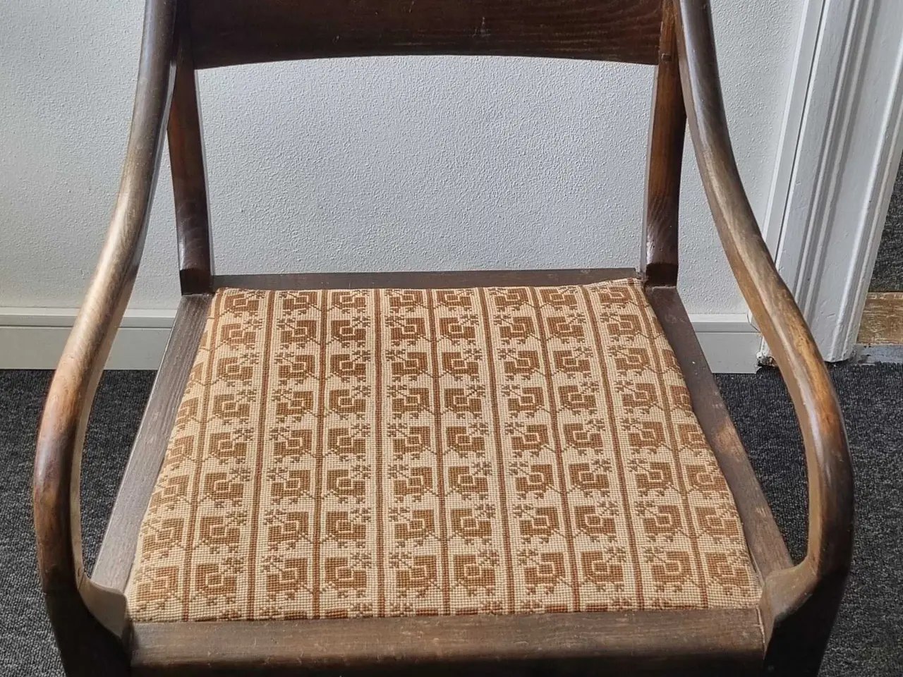 Billede 1 - Retro Stol i God Stand sælges