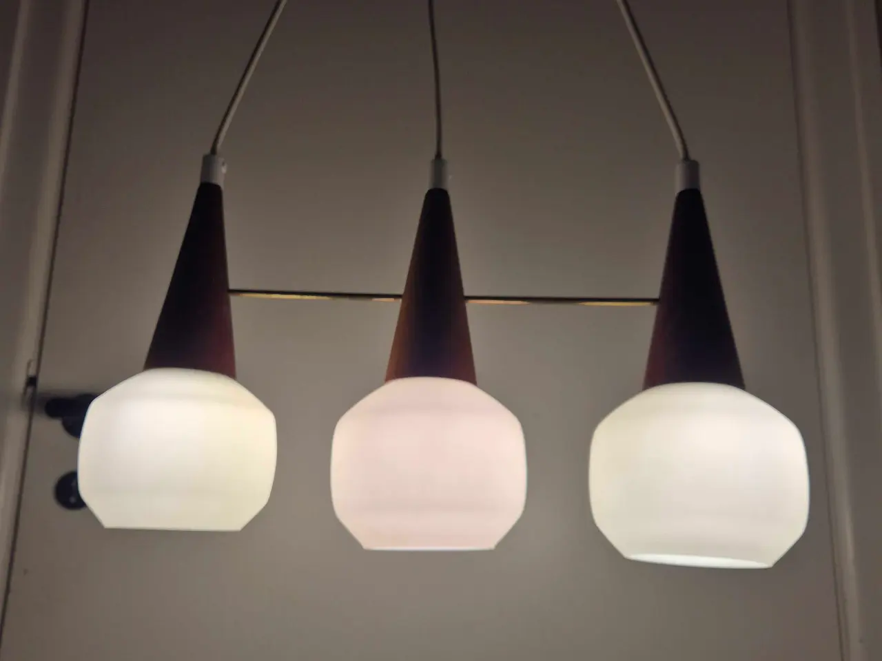 Billede 6 - Retrolampe med tre på stribe