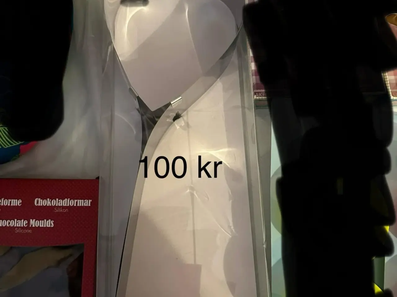 Billede 4 - Køkken ting skal være væk s d 29 nu