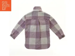 Skjorte med tern fra H&M (str. 122)