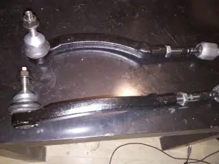 Volvo styrekugle og inderste styrekugle,