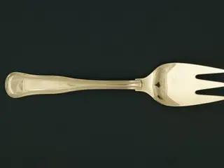 Dobbeltriflet Cohr Stegegaffel, 21 cm.