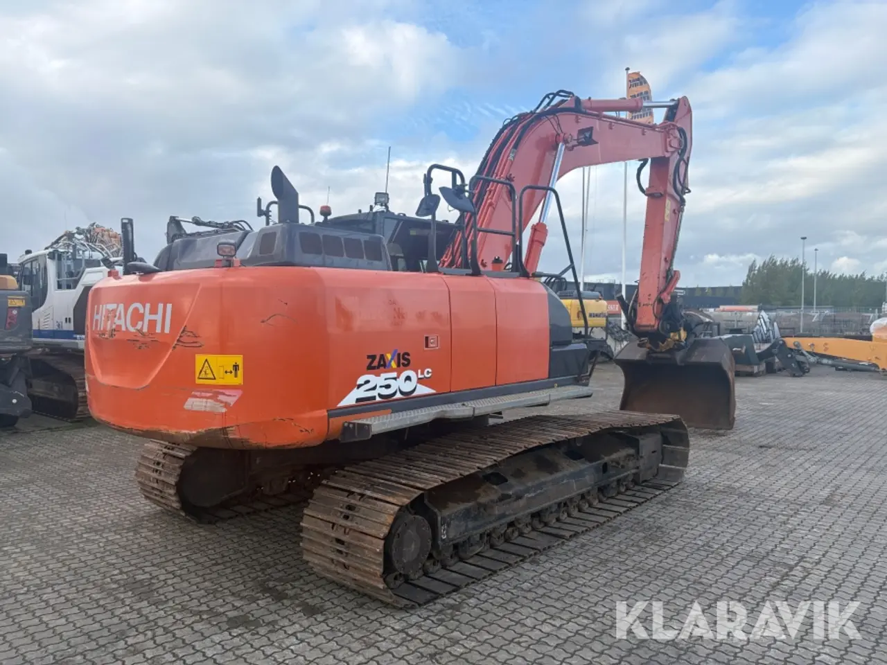 Billede 4 - Gravemaskine Hitachi ZX250LC-6 + Engcon, GPS & skovl