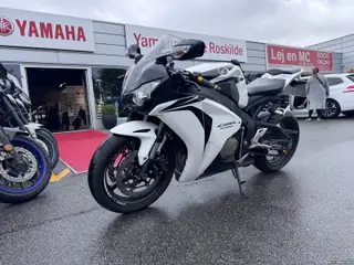 Honda CBR 1000 RR Fireblade
